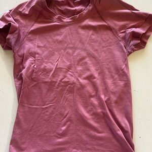 lululemon athletica Short Sleeve Scoop Neck Tank - Dusty Rose